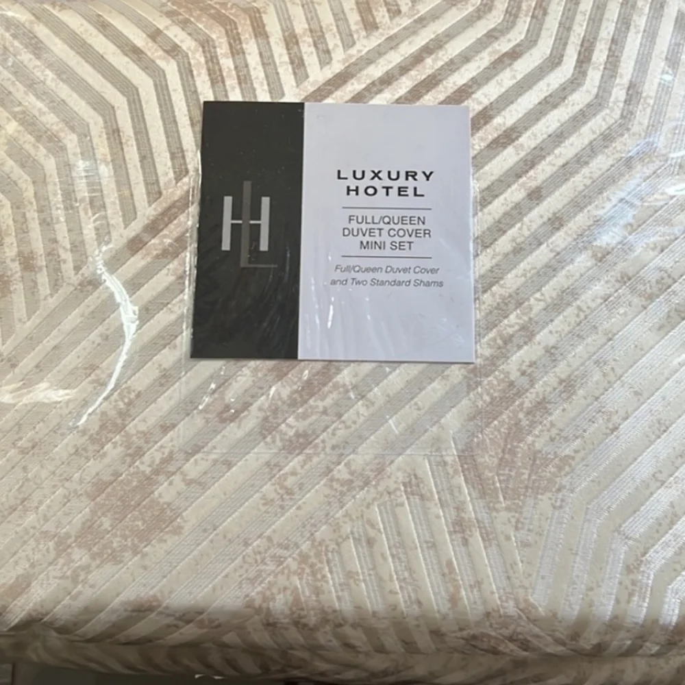 Luxury Hotel Devon Duvet Cover Mini Set- Full/Queen